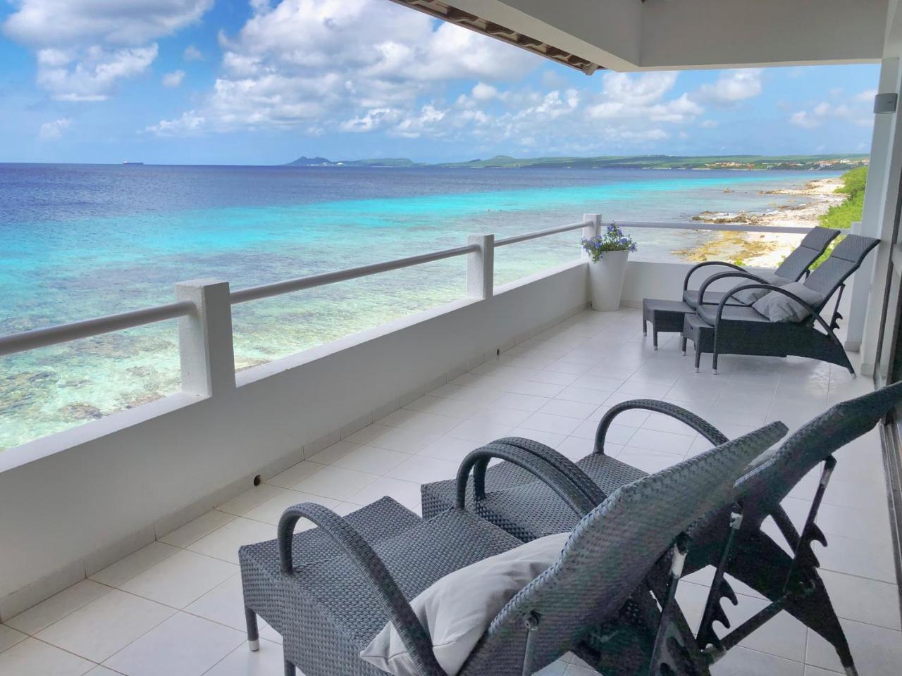One Ocean Boutique Apartments & Suites Bonaire Kralendijk  Exterior photo
